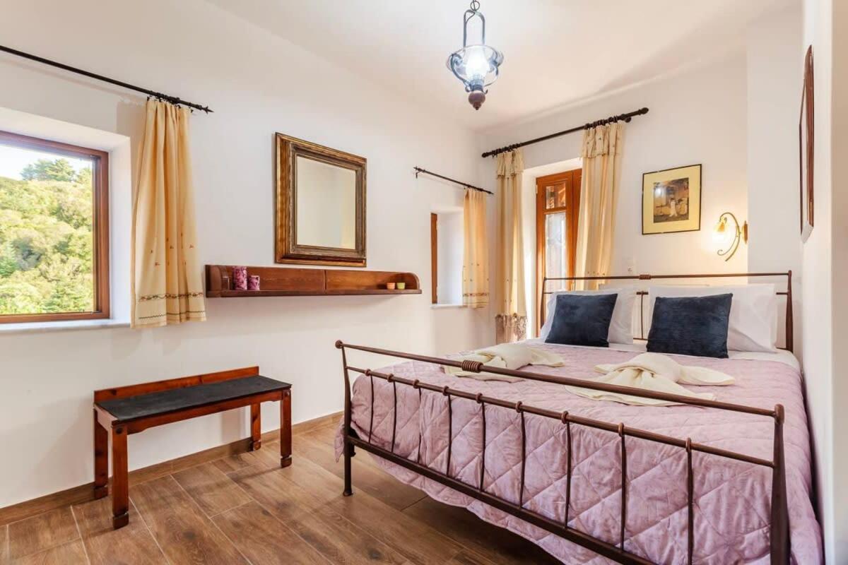 Stemnitsa Stone Residence - Cosy Mountain Escape المظهر الخارجي الصورة